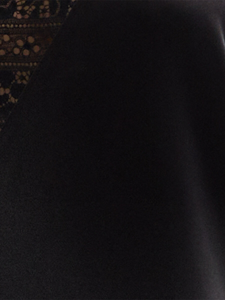 Invisible Nightshirt standard view �