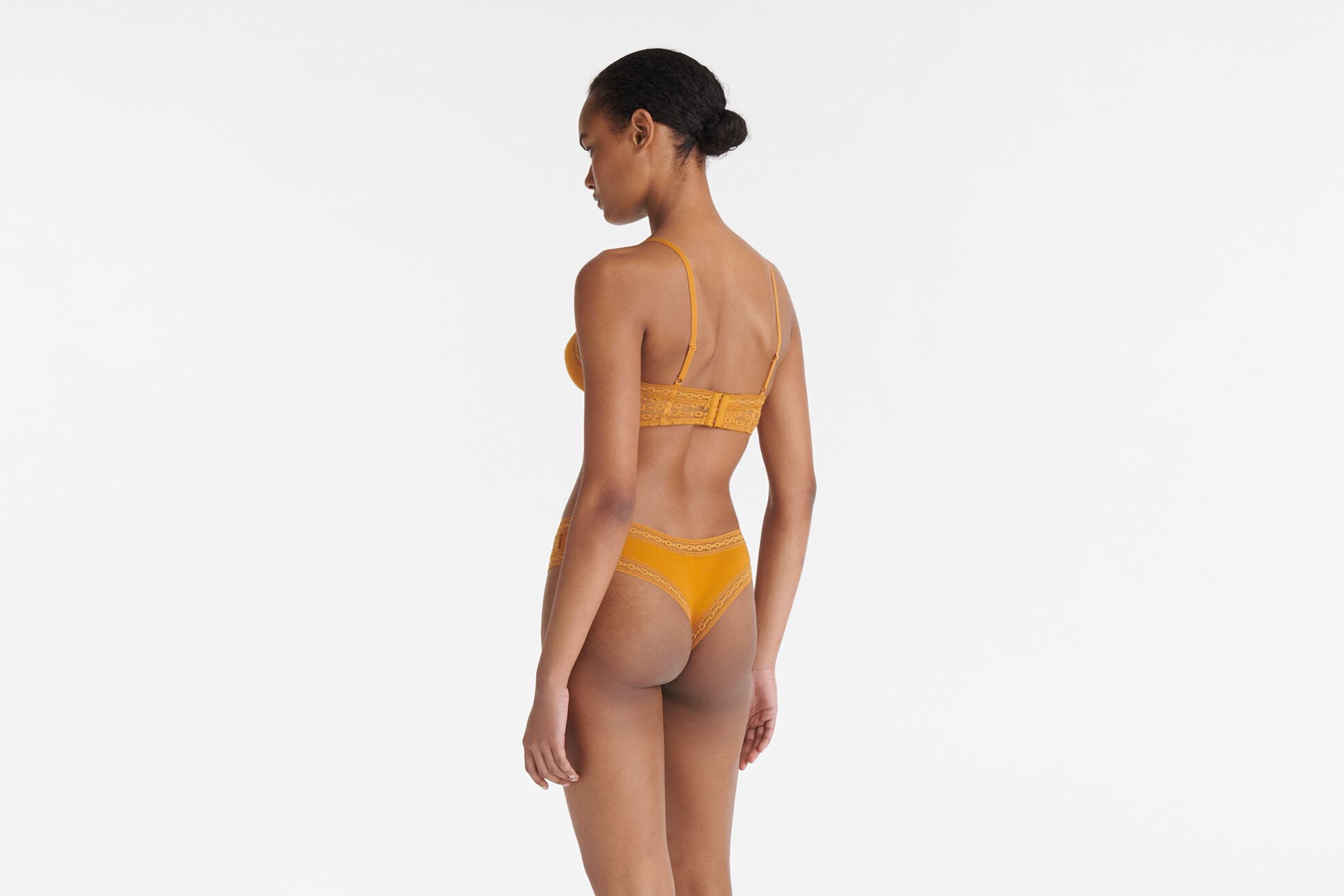 Rituel Triangle bra standard view NaN