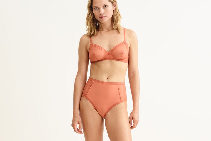 Lotus Bragas altas Vista est&aacute;ndar 3