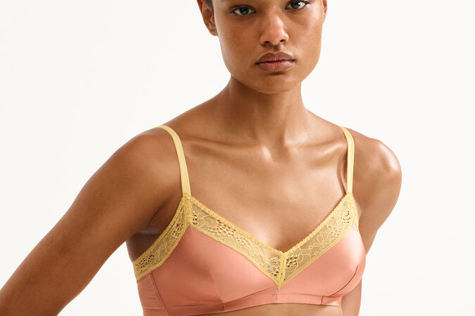 Affectueux Triangle bra standard view 1