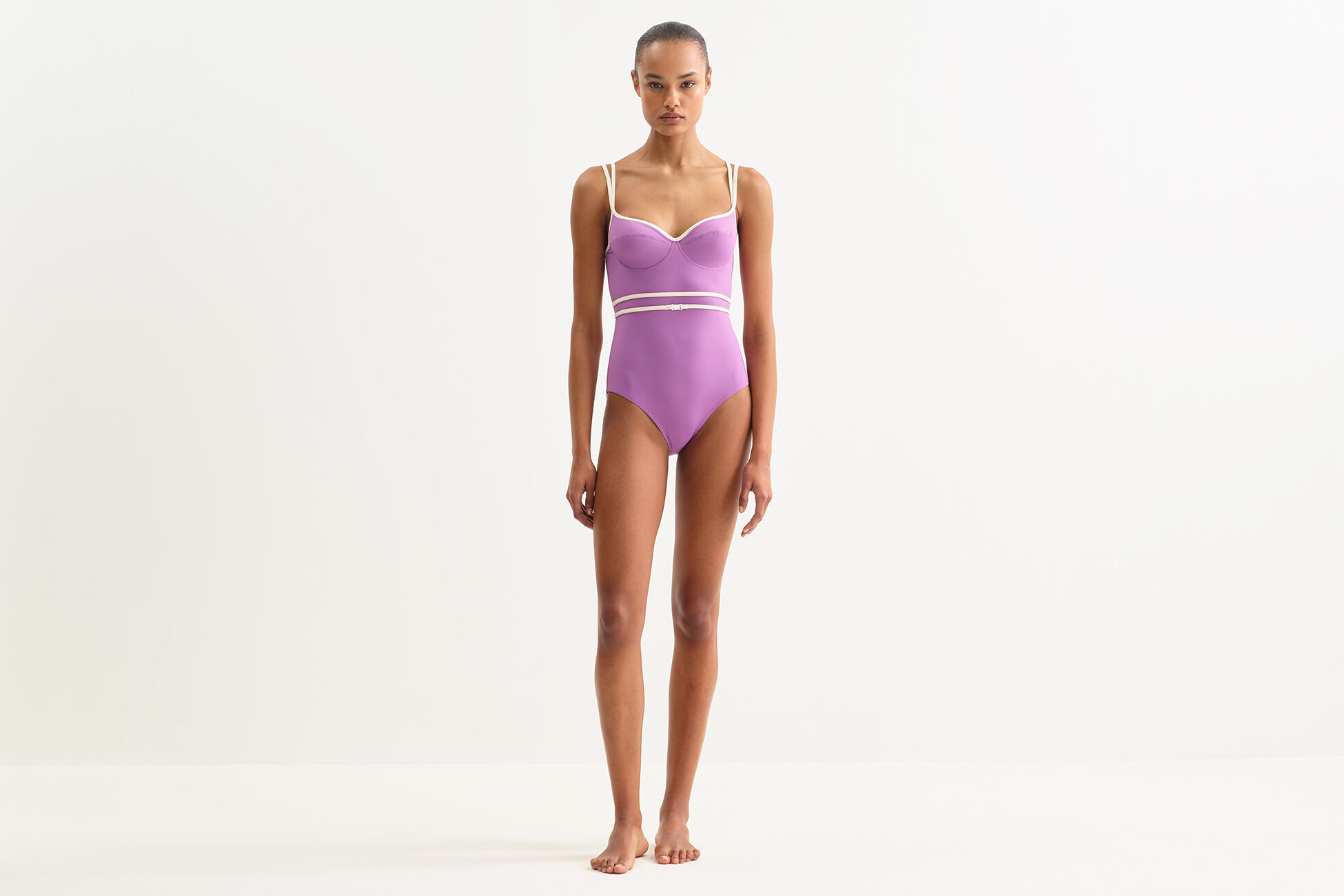 Gia Costume intero sofisticato standard vista NaN