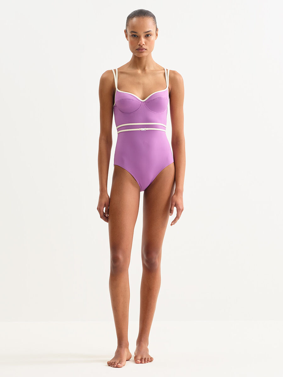 Gia Sophisticated one-piece standard view �