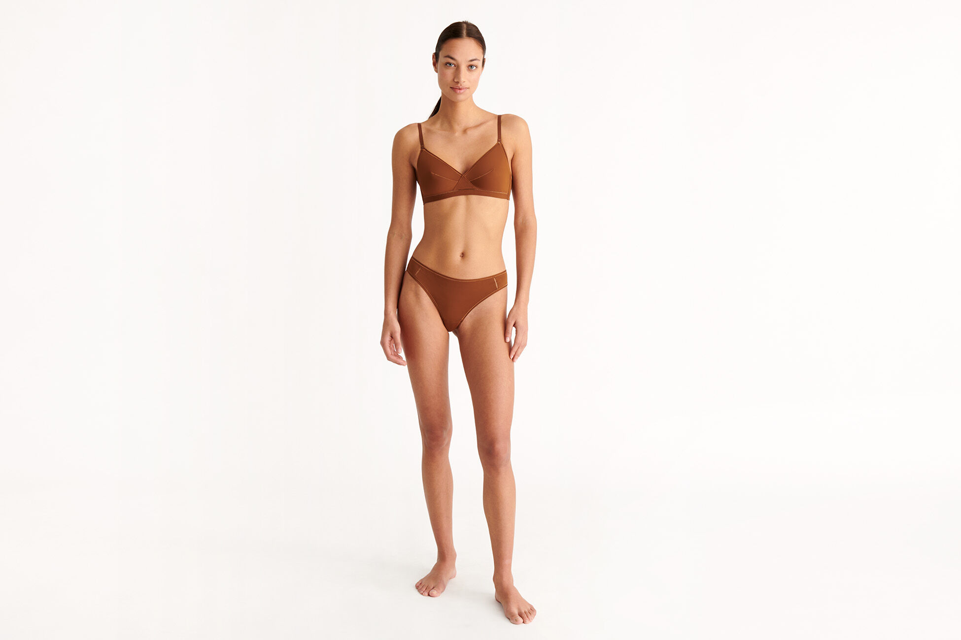Lydia soyeuse Triangle bra standard view NaN