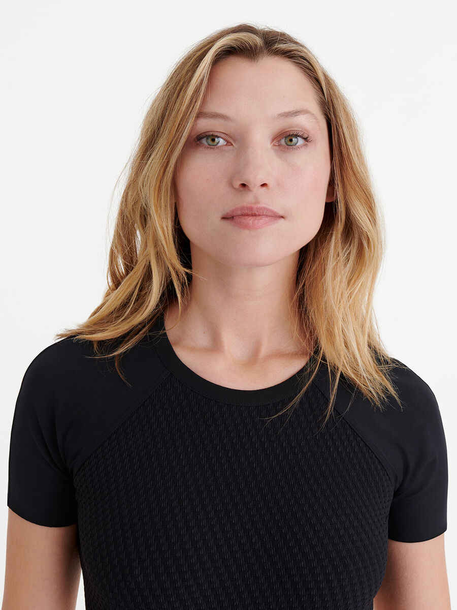 Cover Surf suit standard view NaN