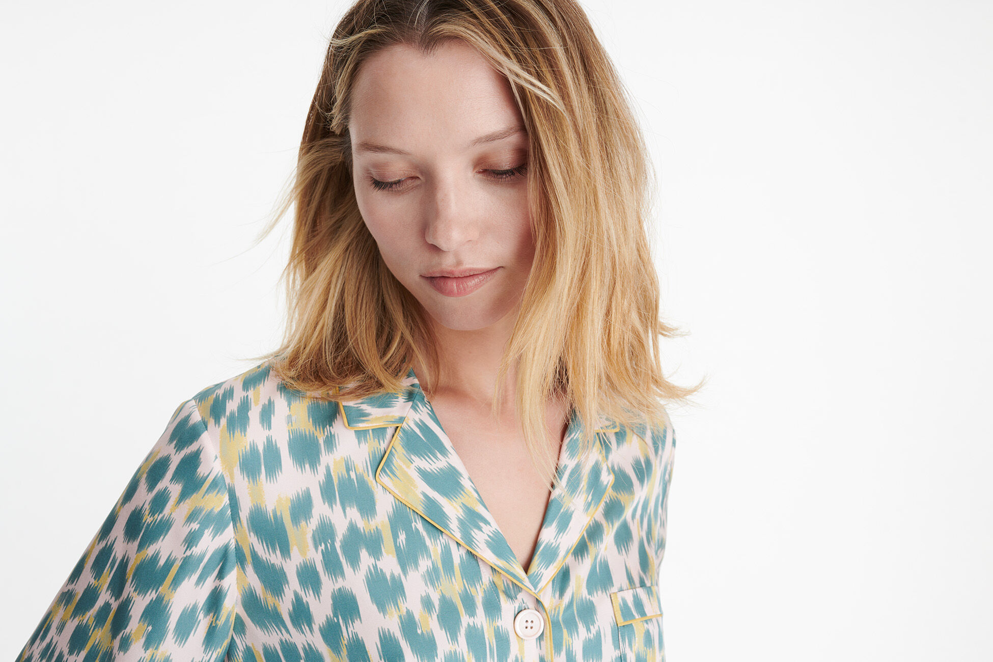 Jaguar Shirt standard view NaN