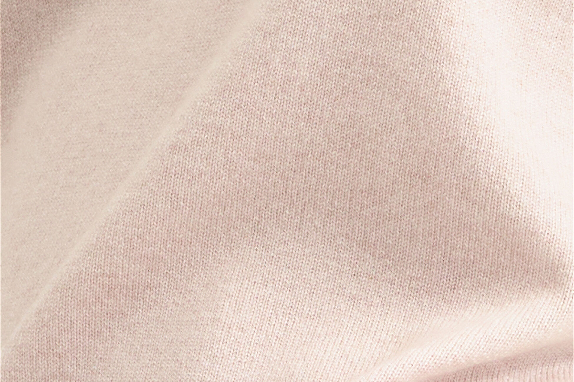 Famous Sweater standard view �