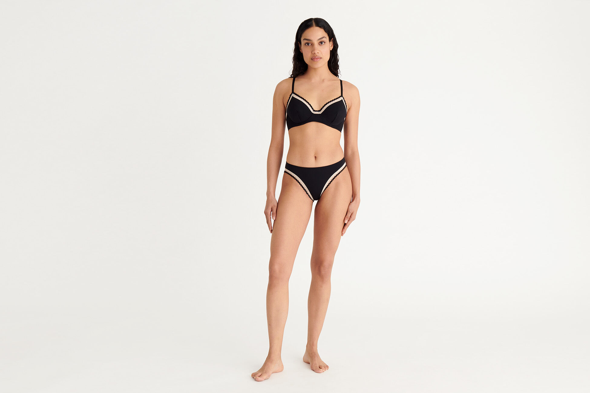 Flow Full-cup bra standard view �
