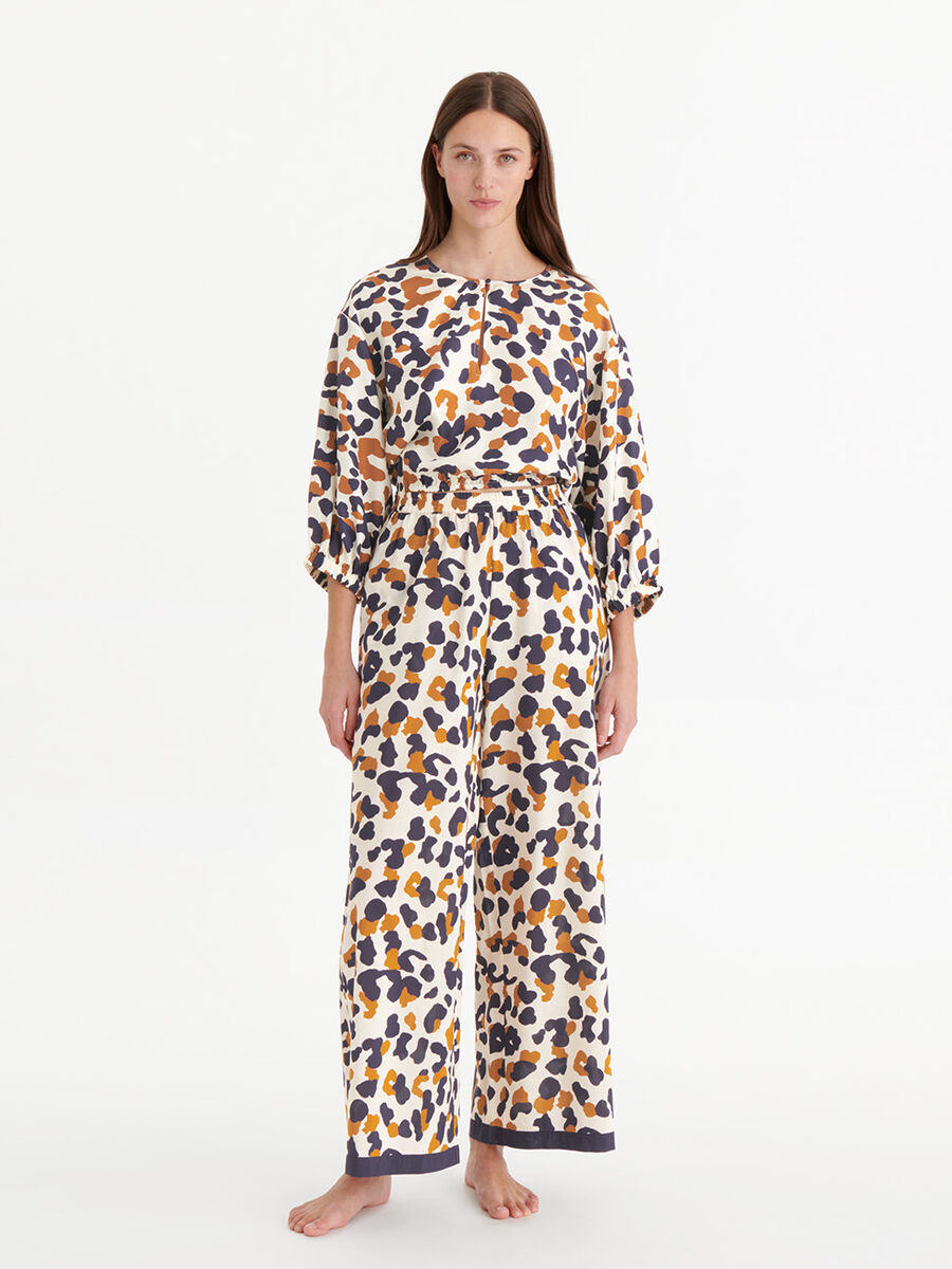 Équipage Camiseta Vista estándar NaN