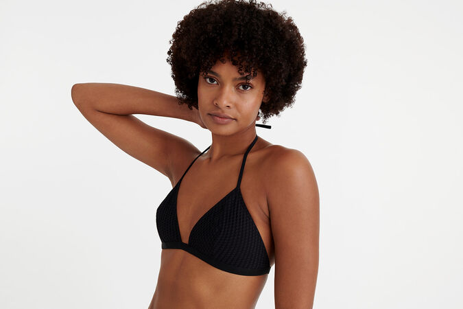 Extra Triangle bra with bust darts standard view 1