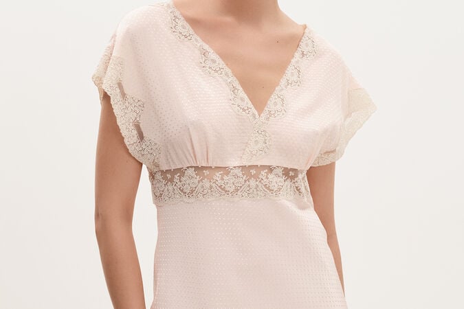 F&eacute;minit&eacute; Vestido Vista est&aacute;ndar 2 de 3