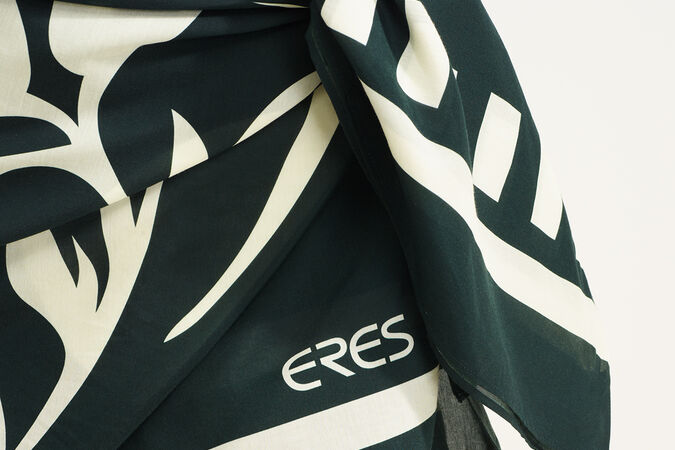 Mandapa Sarong standard view 4