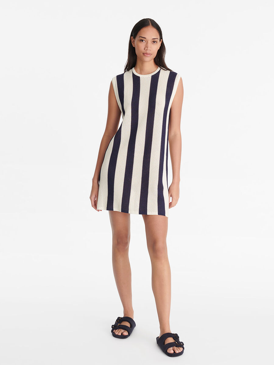 Pirate Short dress standard view �