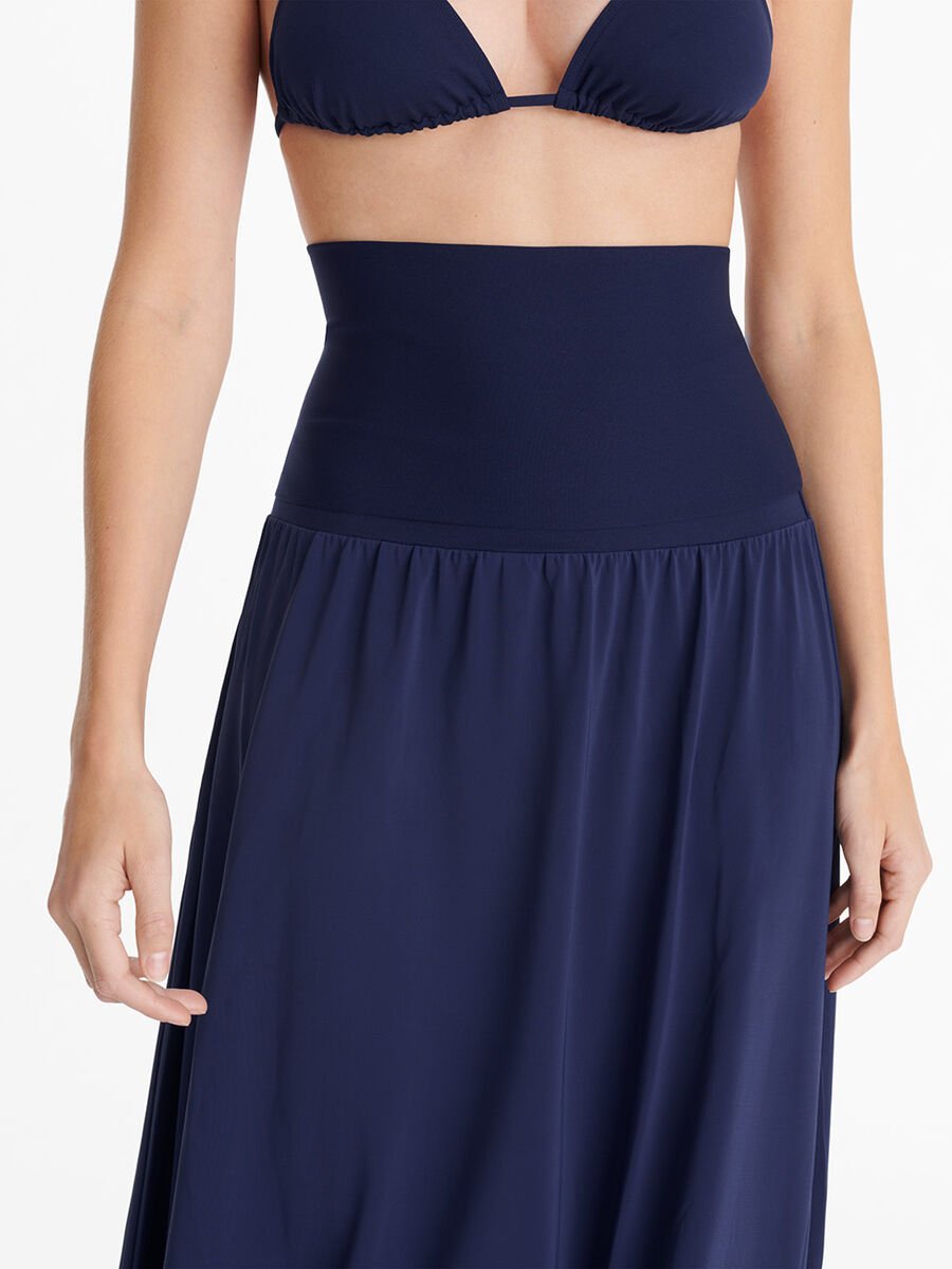 Oda Vestido largo de corpiño Vista estándar NaN