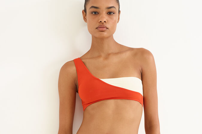 Paradoxe One-shoulder crop top standard view 1