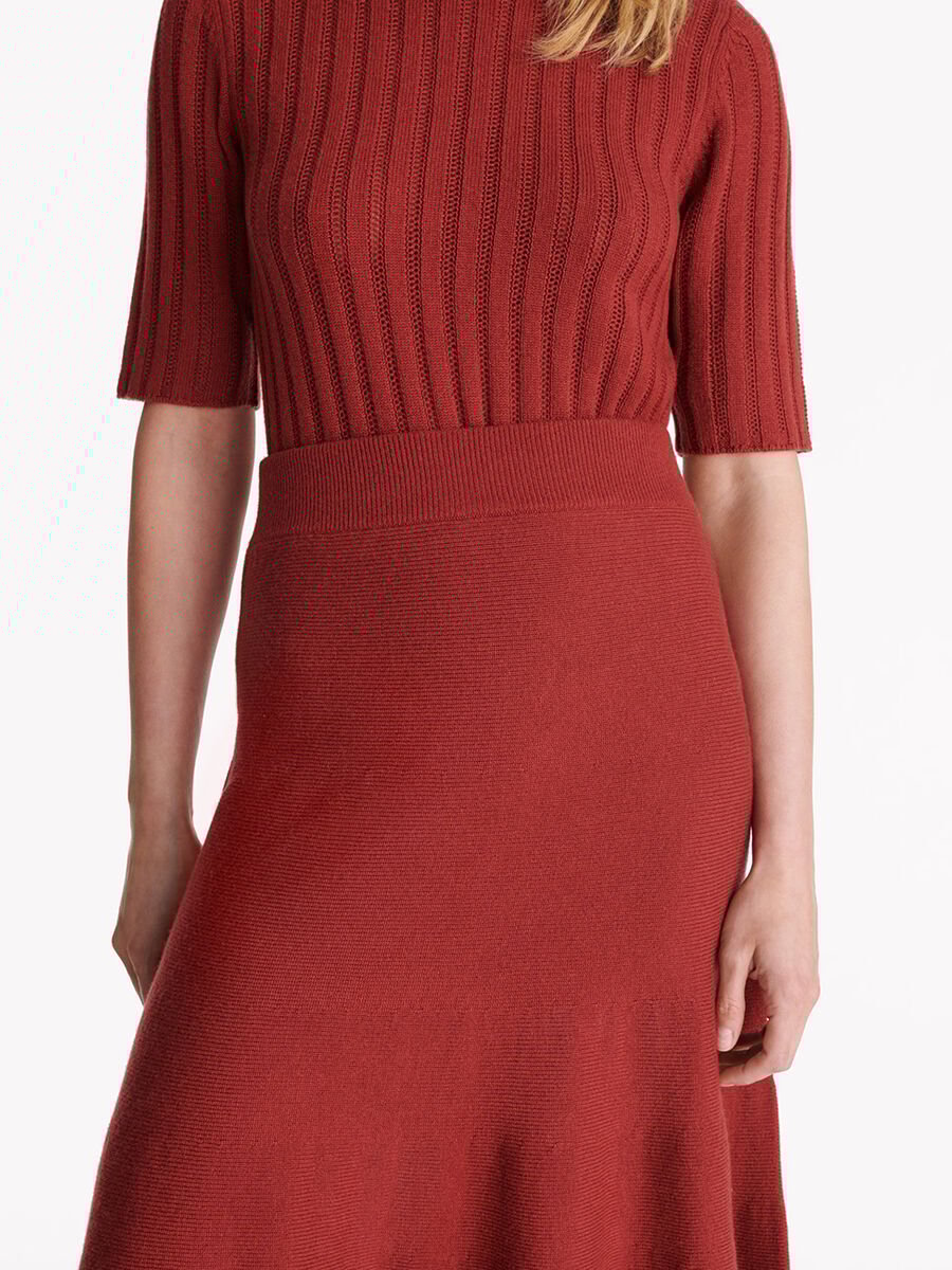 Raffinée Falda larga Vista estándar NaN