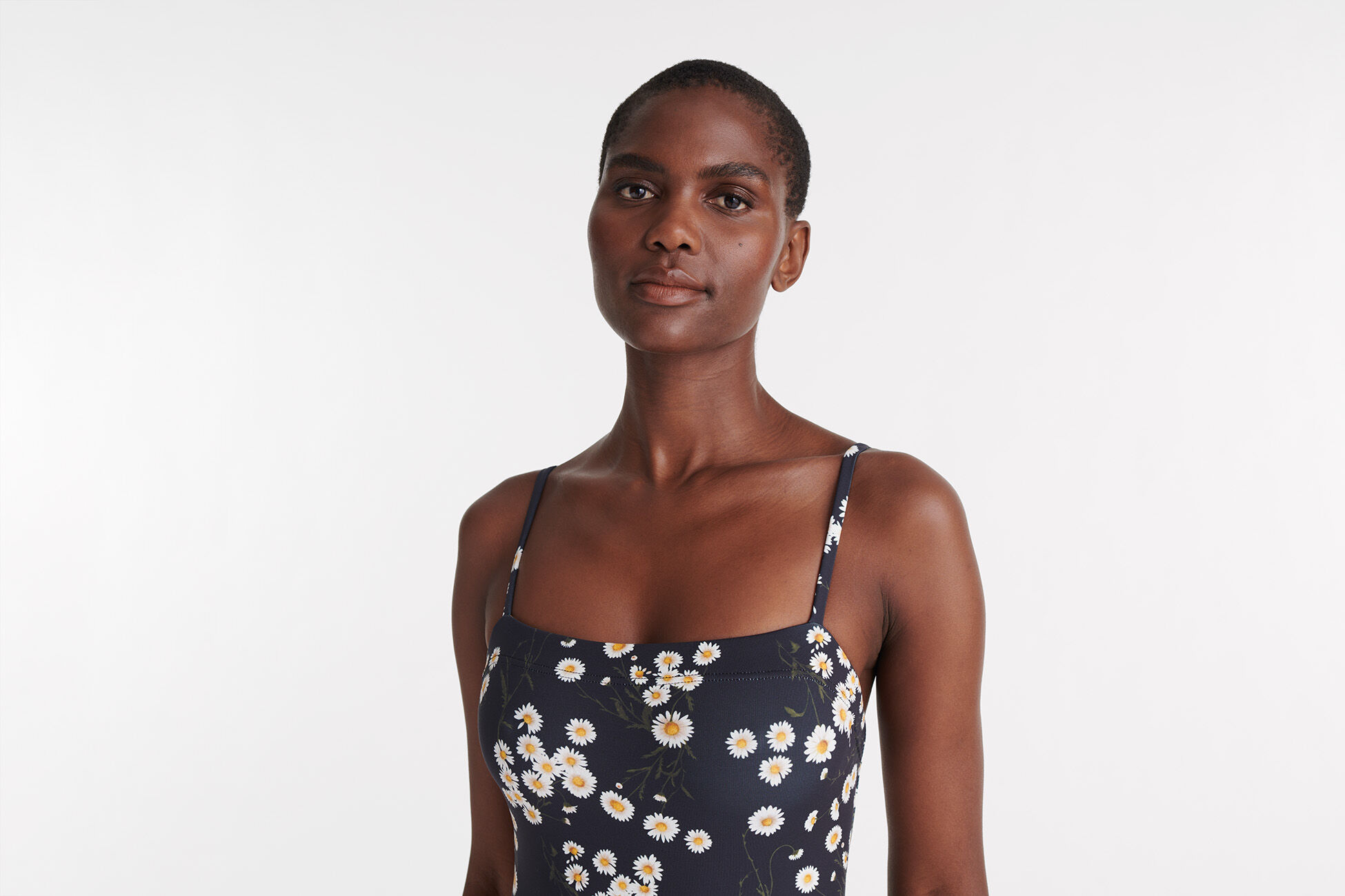 Intensement Tank one-piece standard view �