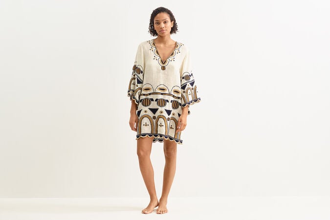 M&eacute;daillon Vestido corto Vista est&aacute;ndar 3