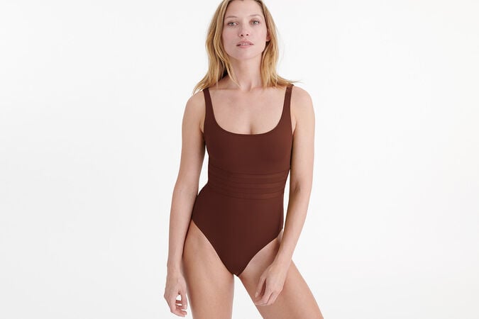 Asia Tank one-piece standard view 3