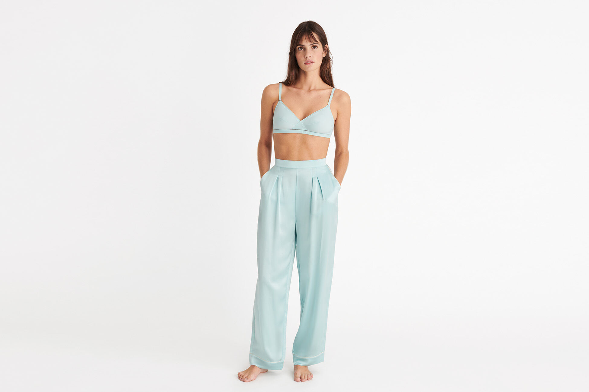 Mondain Pantalone standard vista NaN