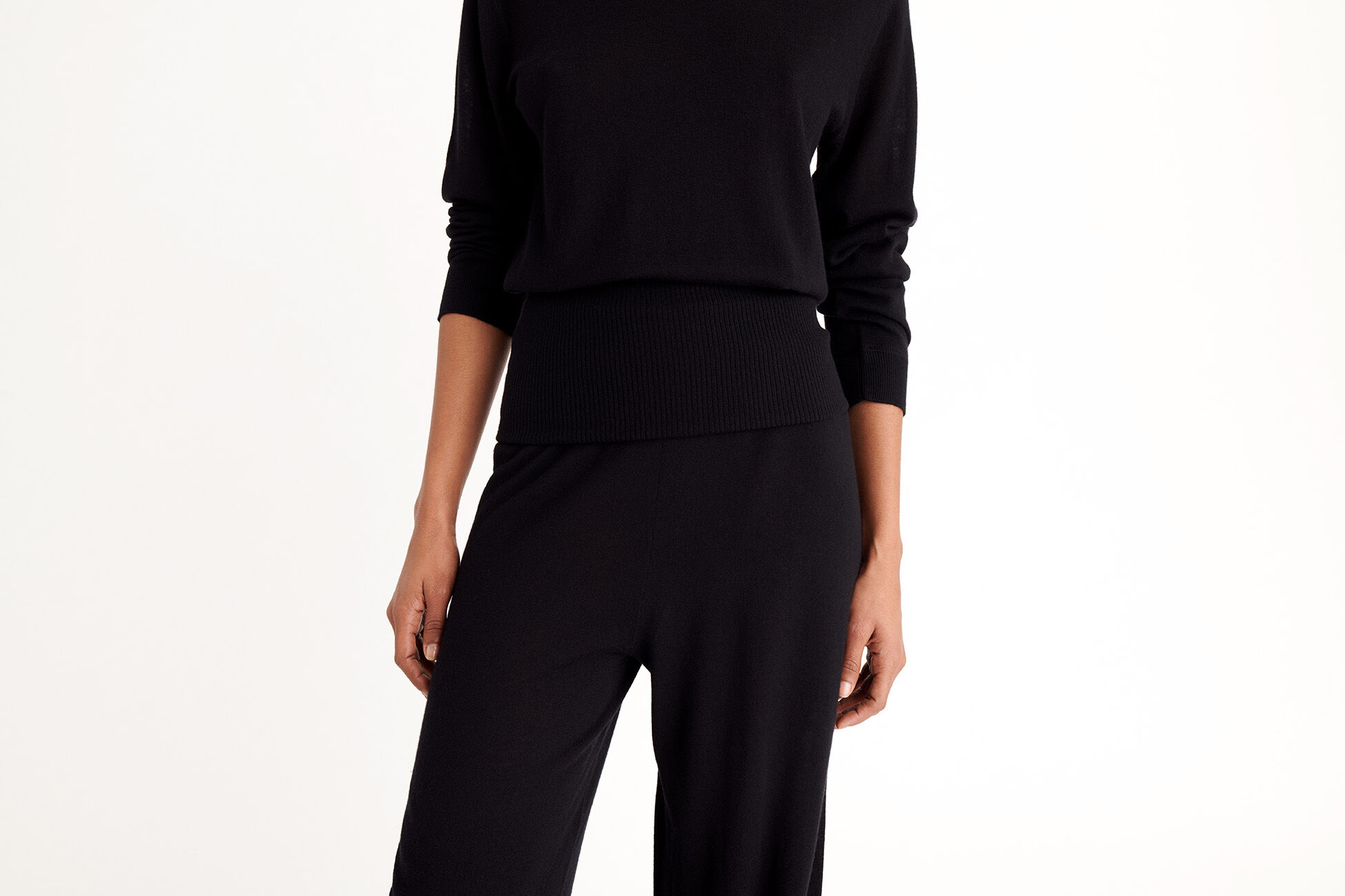 Feuilleton Large trousers standard view NaN