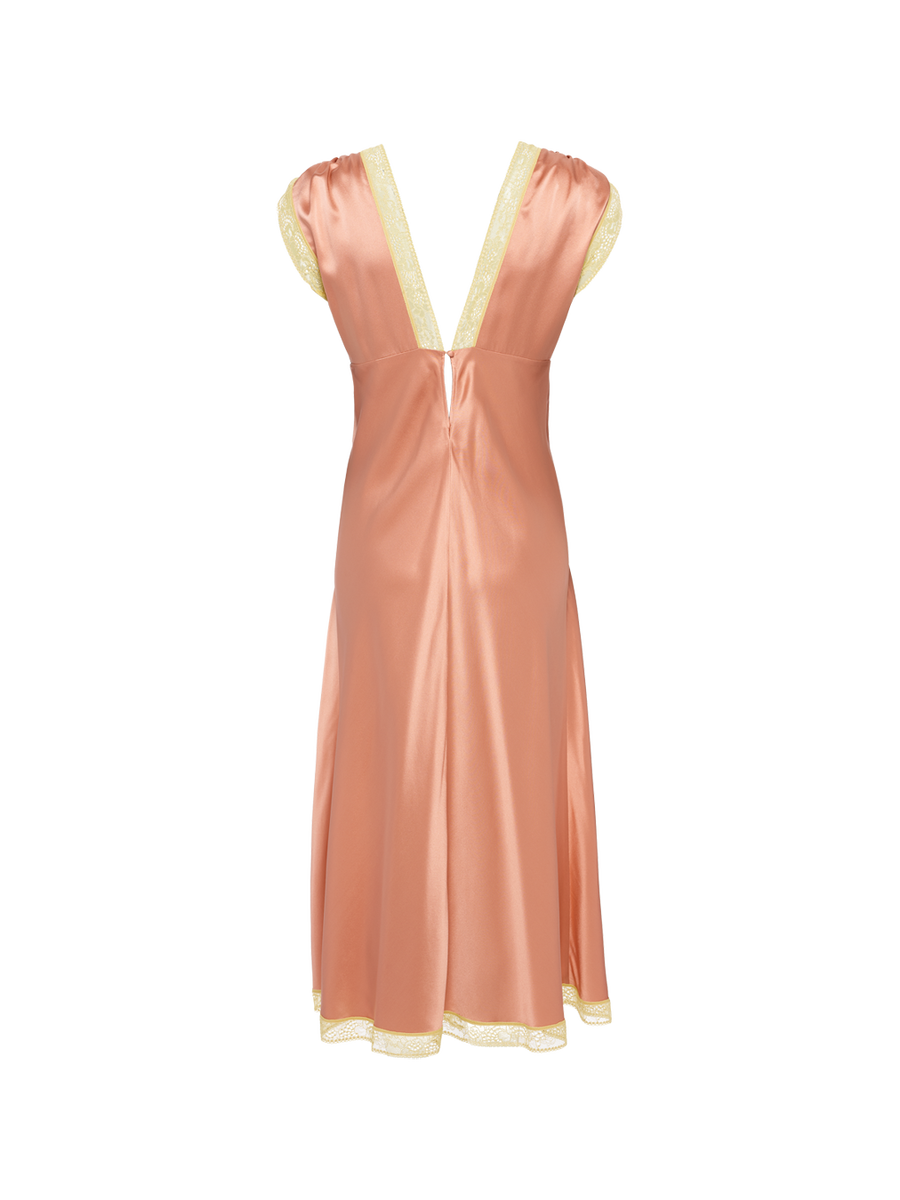 Sophistiqu&eacute;e Vestido largo Vista est&aacute;ndar NaN