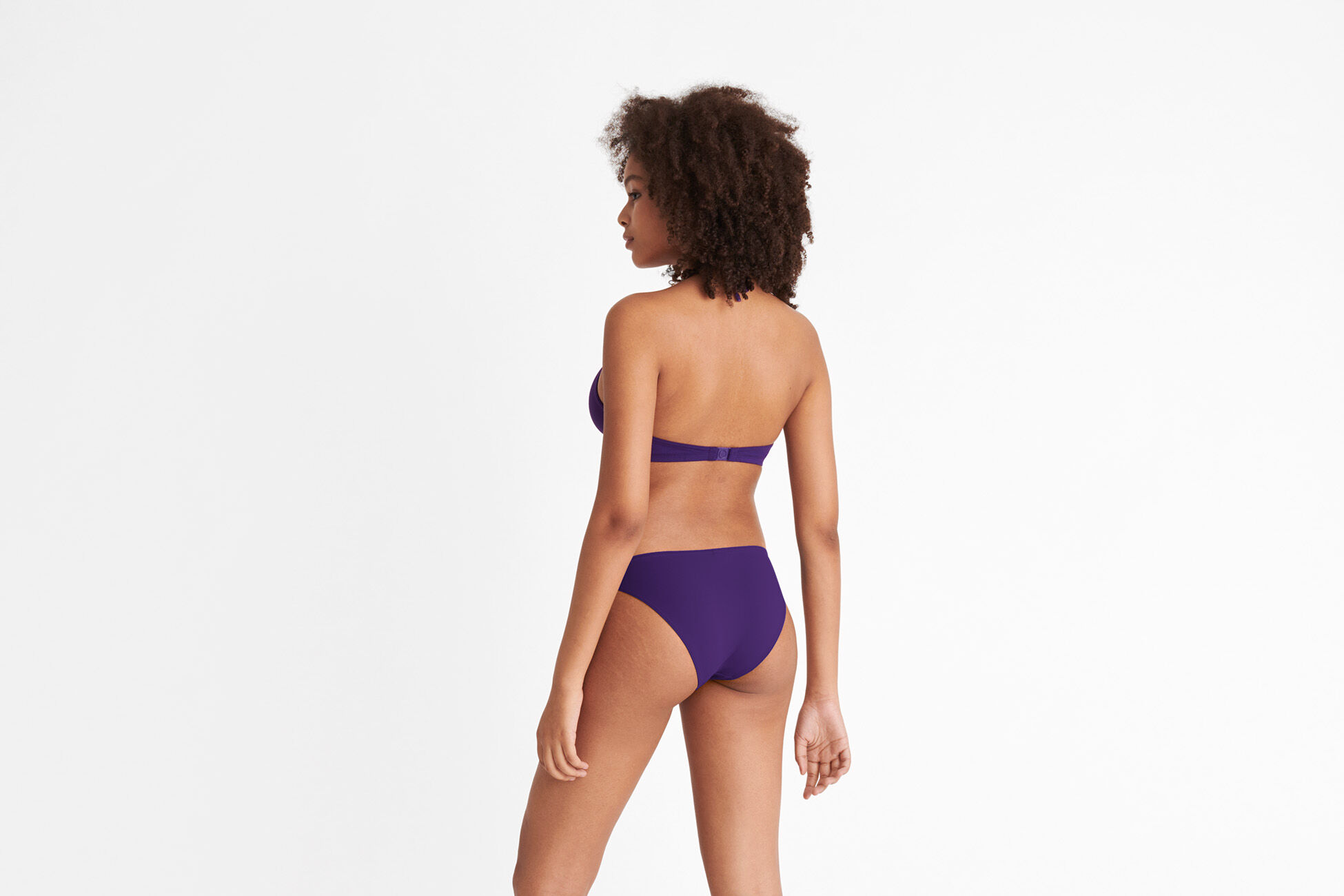 Remix Full-cup triangle standard view �