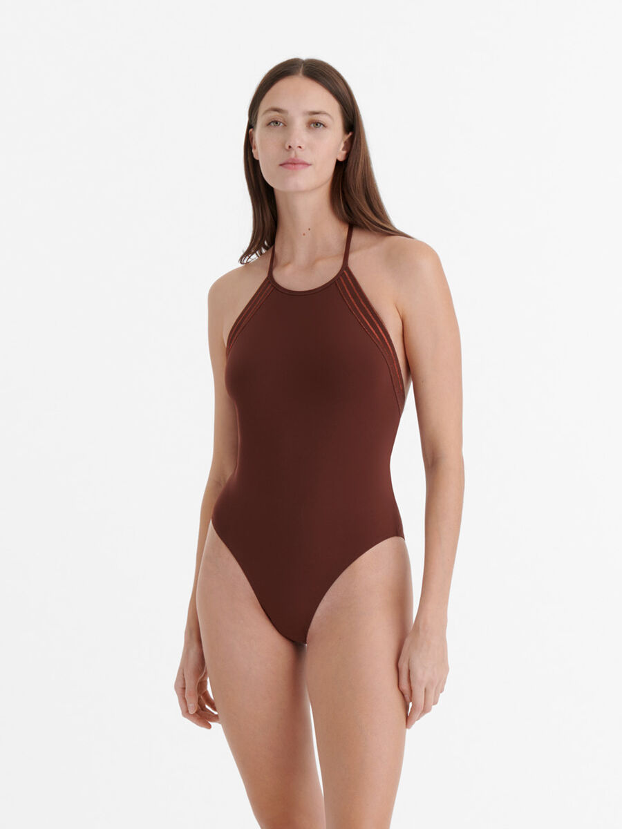 Numero Sophisticated one-piece standard view 1 out of 5