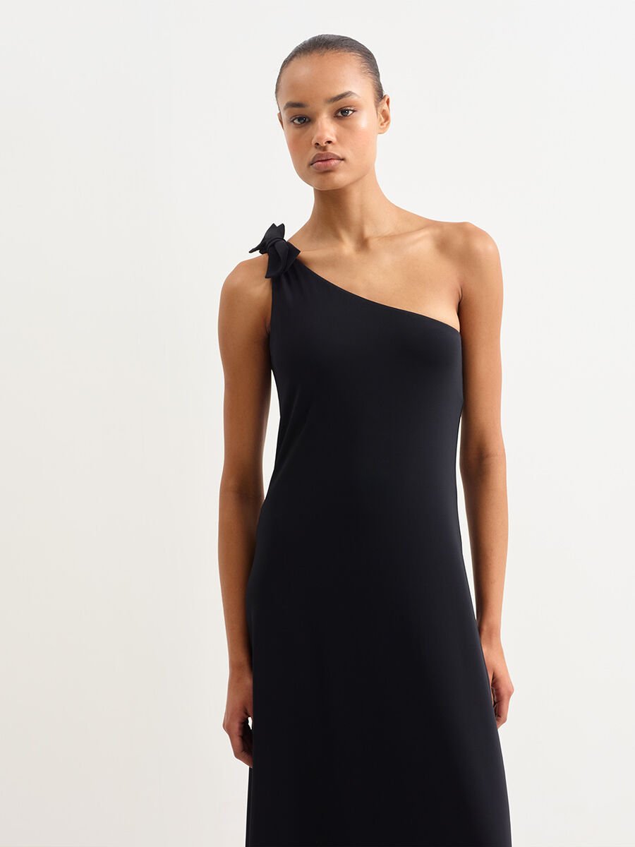 Miss Long dress standard view NaN