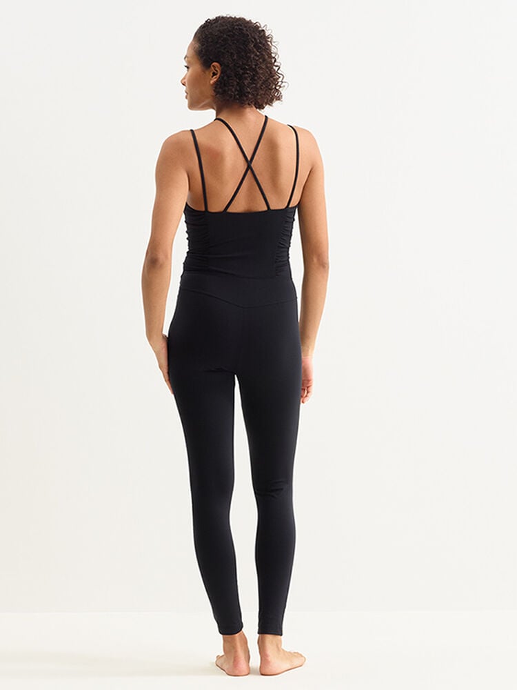 Pina-Black