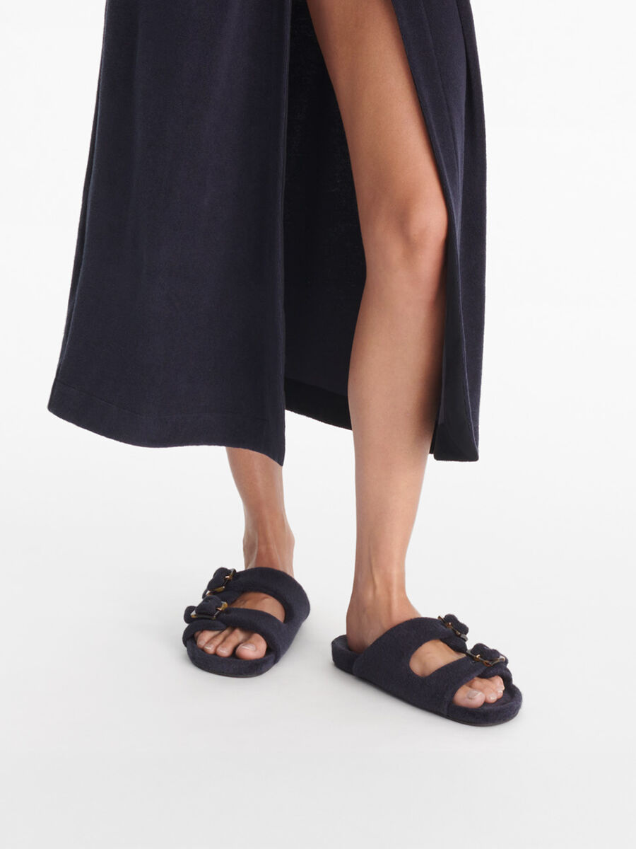 Daphnee Shoes standard view �