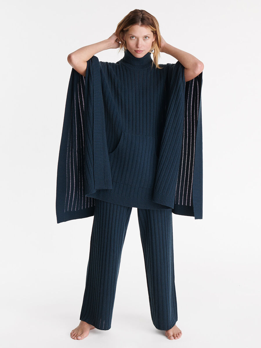 Magnifique Poncho Vista estándar NaN