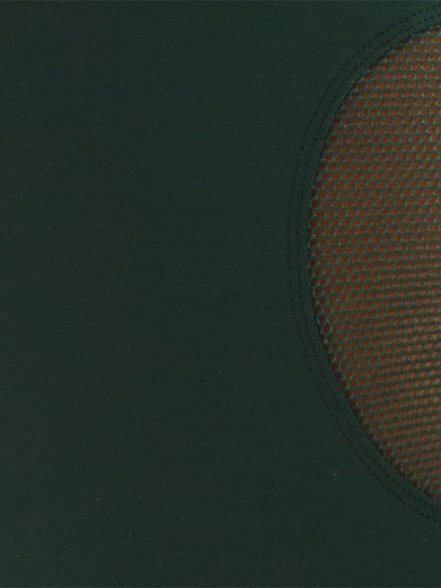 Artifices V neckline standard view NaN