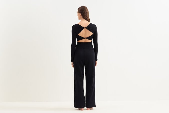 Lottie Long sleeve top standard view 2