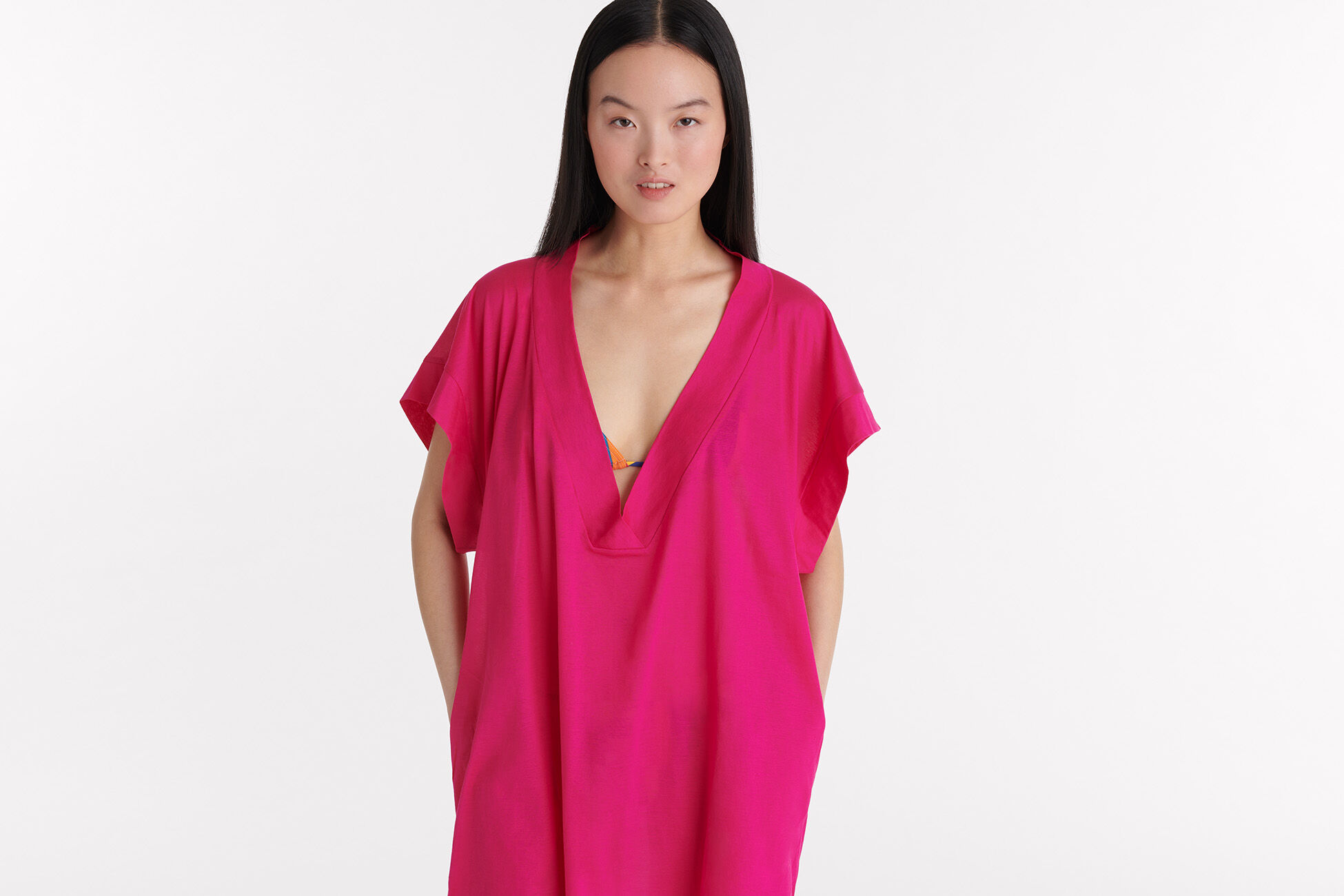 Renee T-shirt standard view �