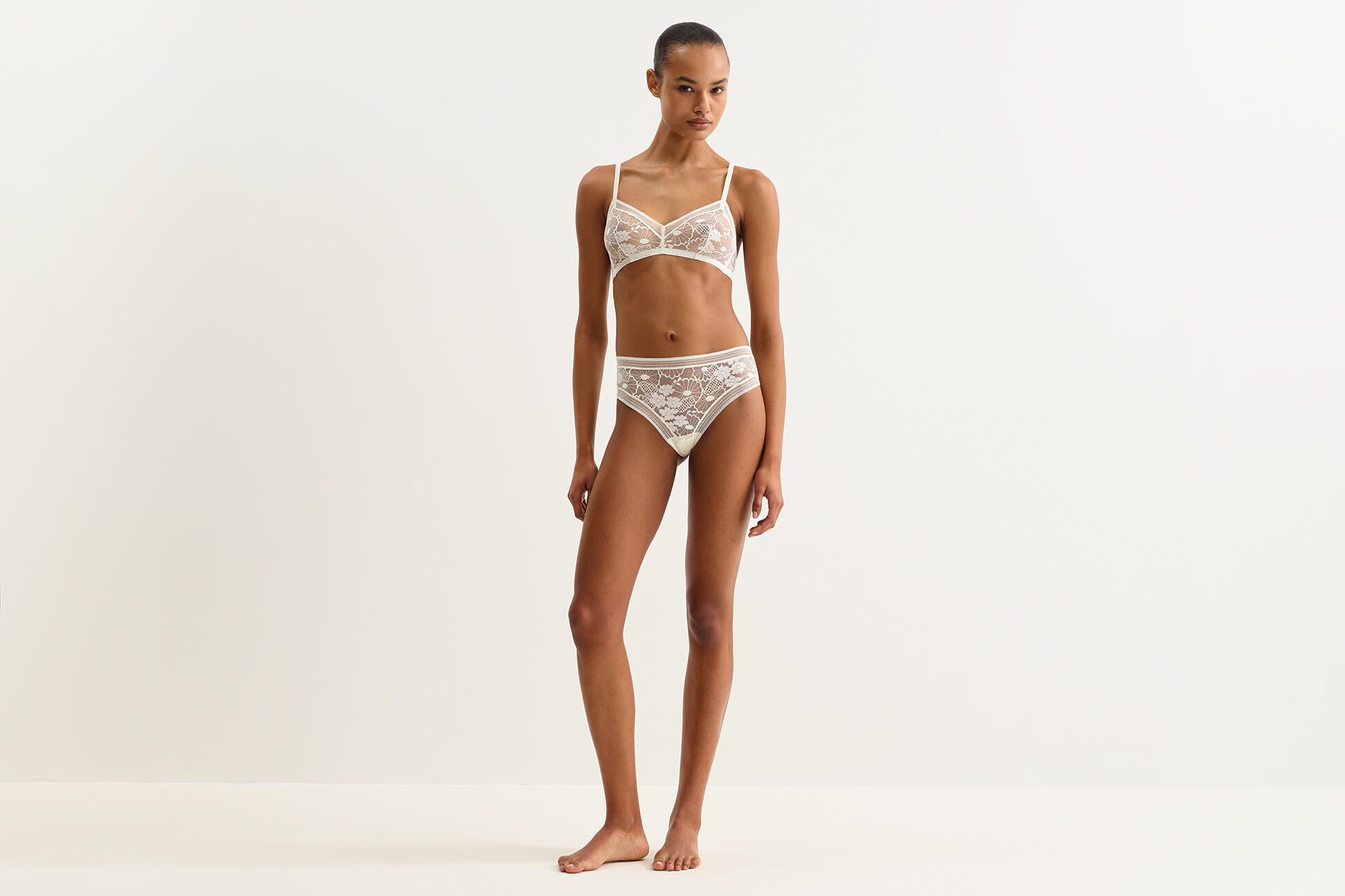 Royal Triangle bra standard view NaN