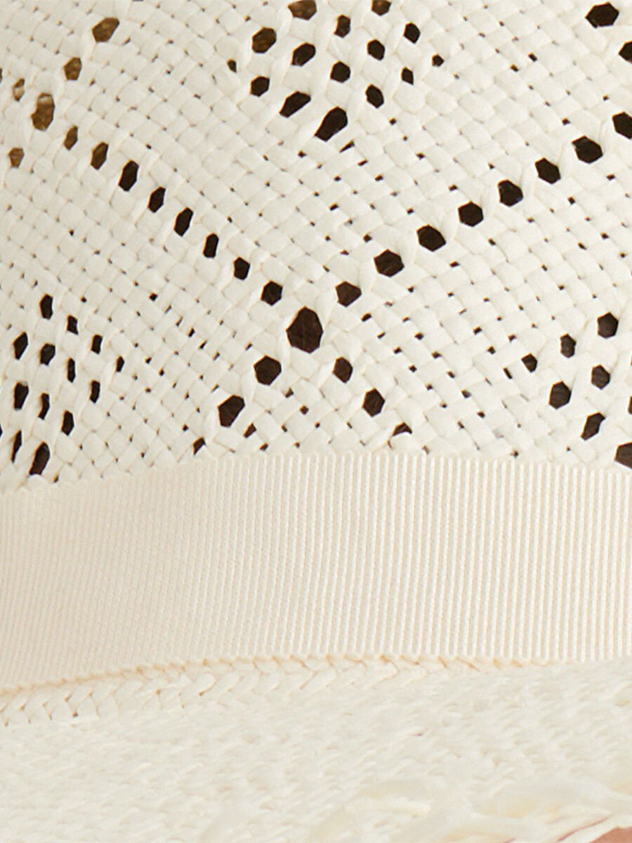 Amelia Sombrero Vista estándar NaN