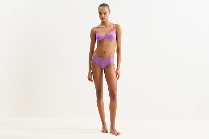 Monica soyeuse Shorty standard vista 3 su 3