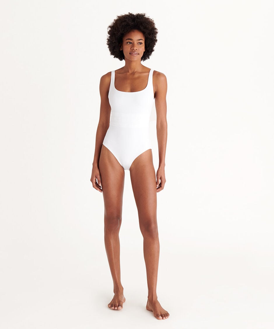 Asia - Blanc en Peau Douce Naturelle &middot; Bain Luxe | ERES