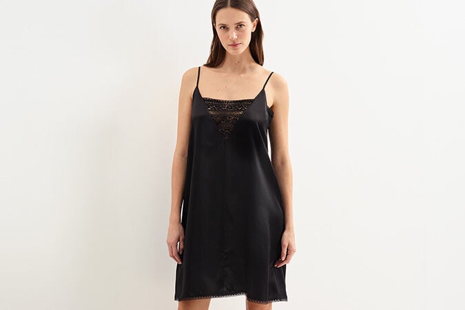 Invisible Nightshirt standard view 1 out of 3