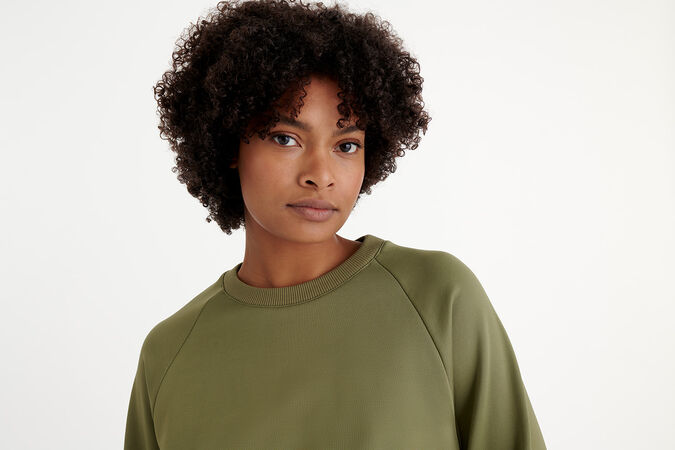 Ebony Sudadera Vista est&aacute;ndar 3 de 4