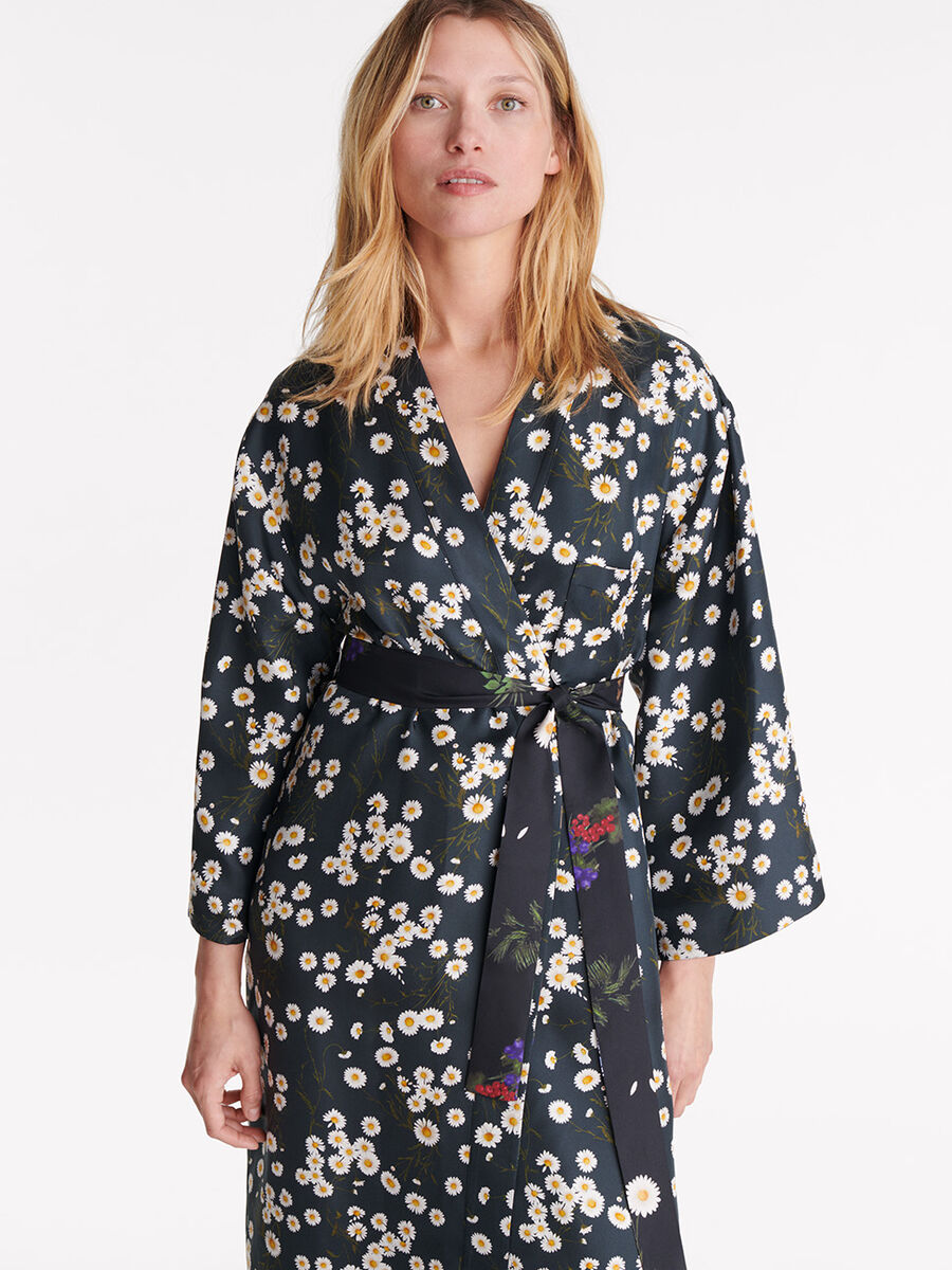 Passionnément Kimono standard view �