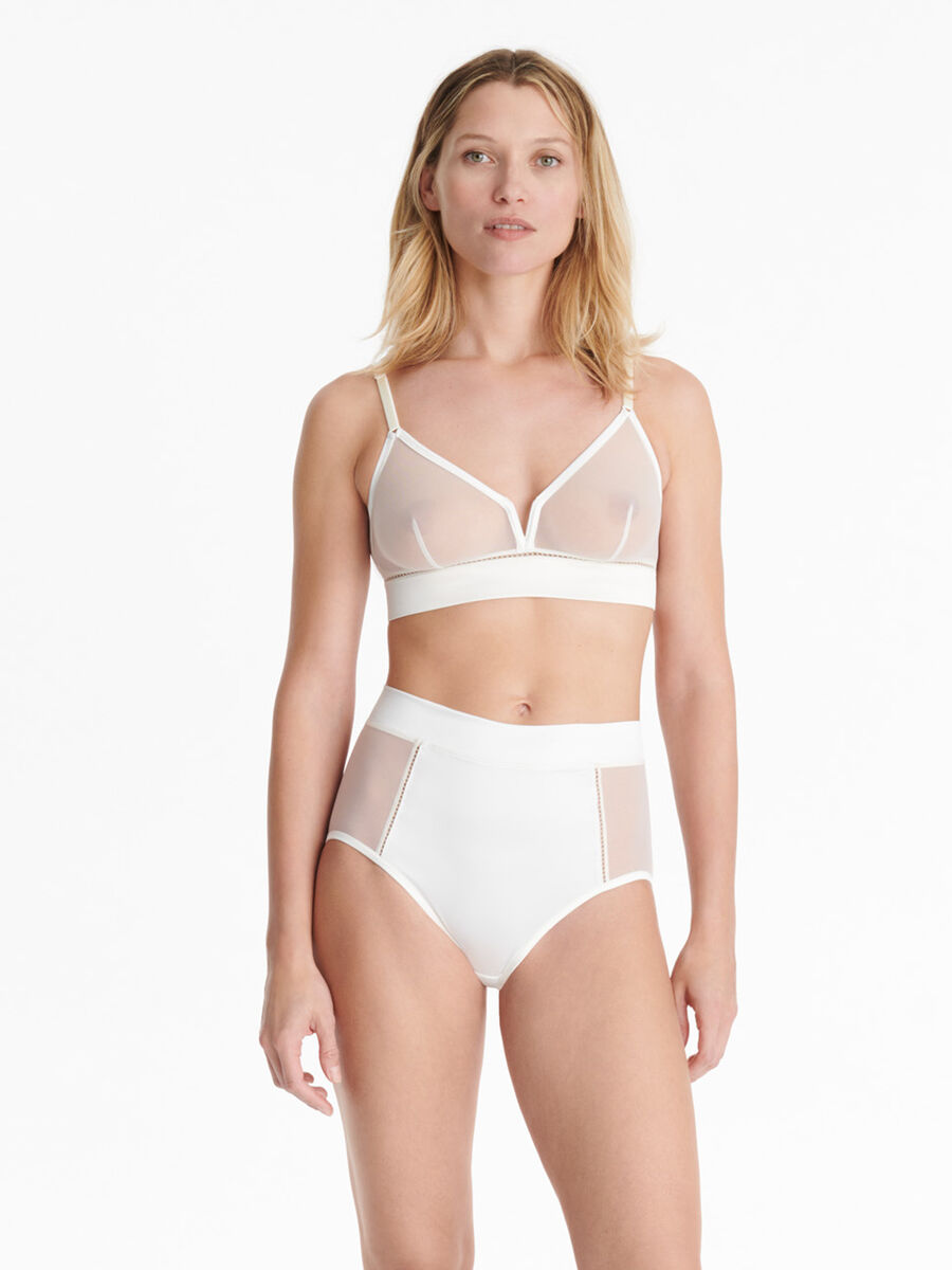 Exalte Hoch geschnittene Slip Standardansicht NaN