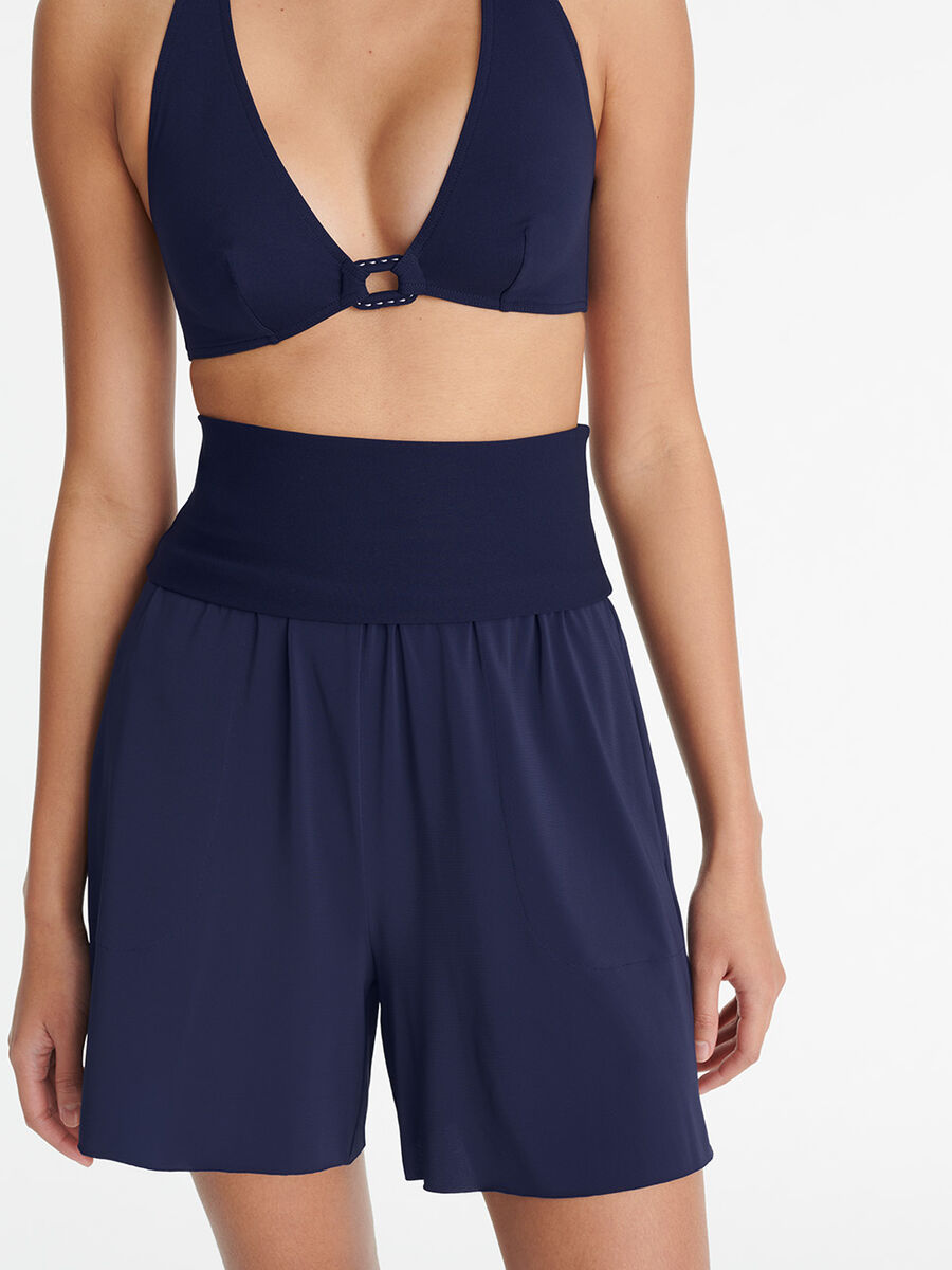 Lucia Shorts standard view �