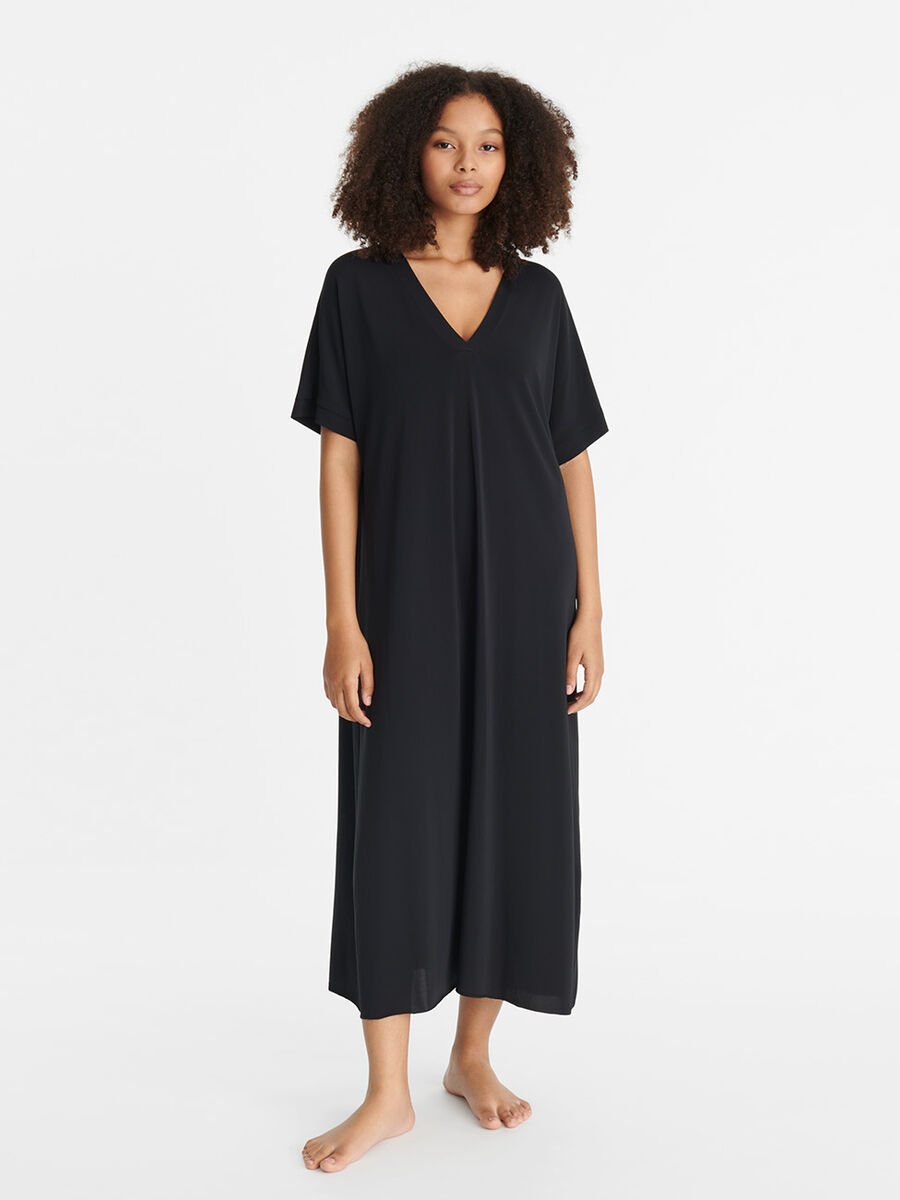 Luz Long dress standard view NaN