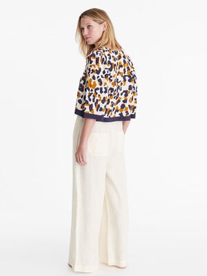 Select Large trousers standard view 3