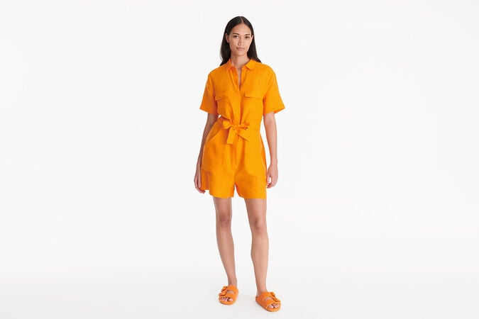 G&eacute;n&eacute;reux Mono corto Vista est&aacute;ndar 1