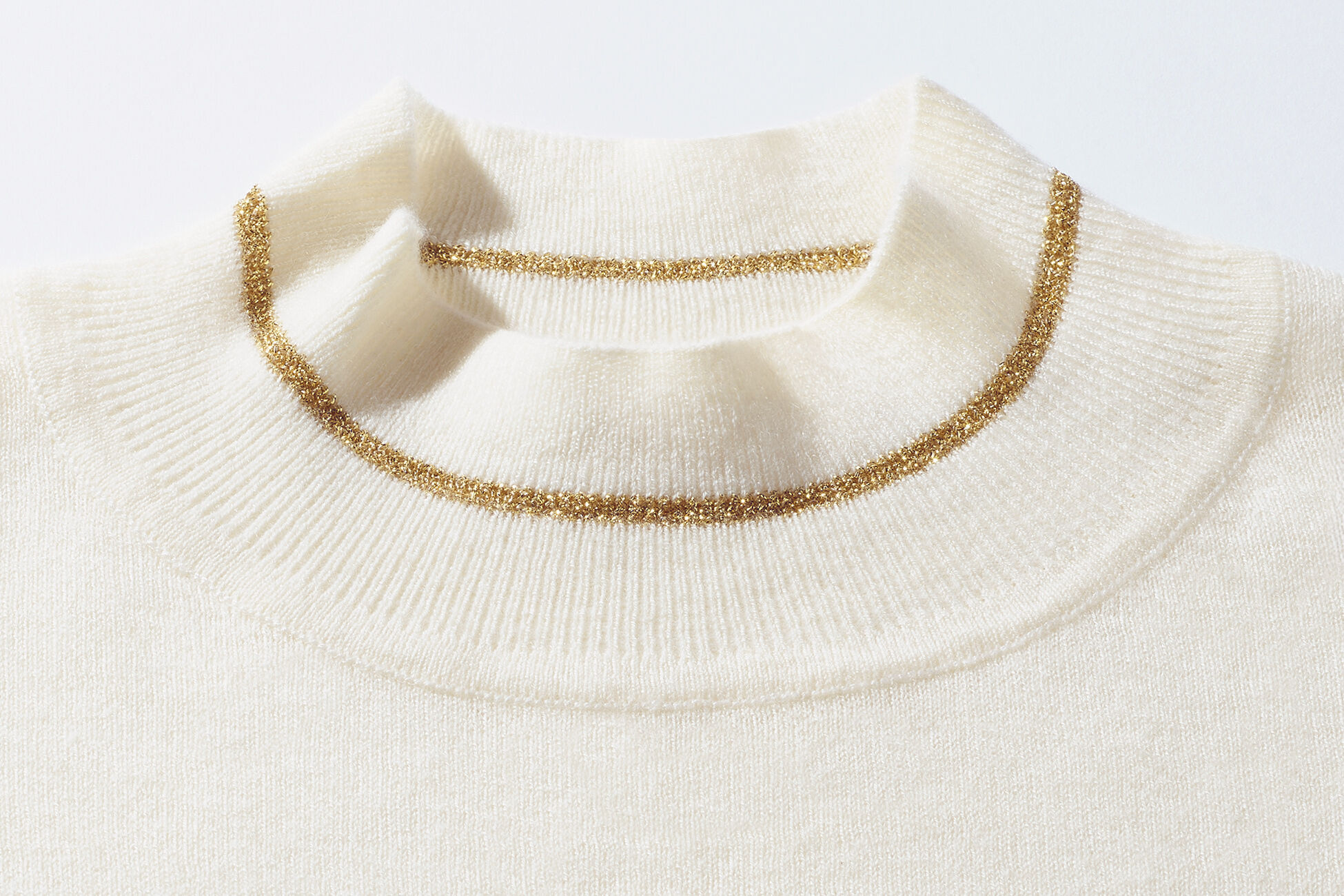Decembre Sweater standard view NaN