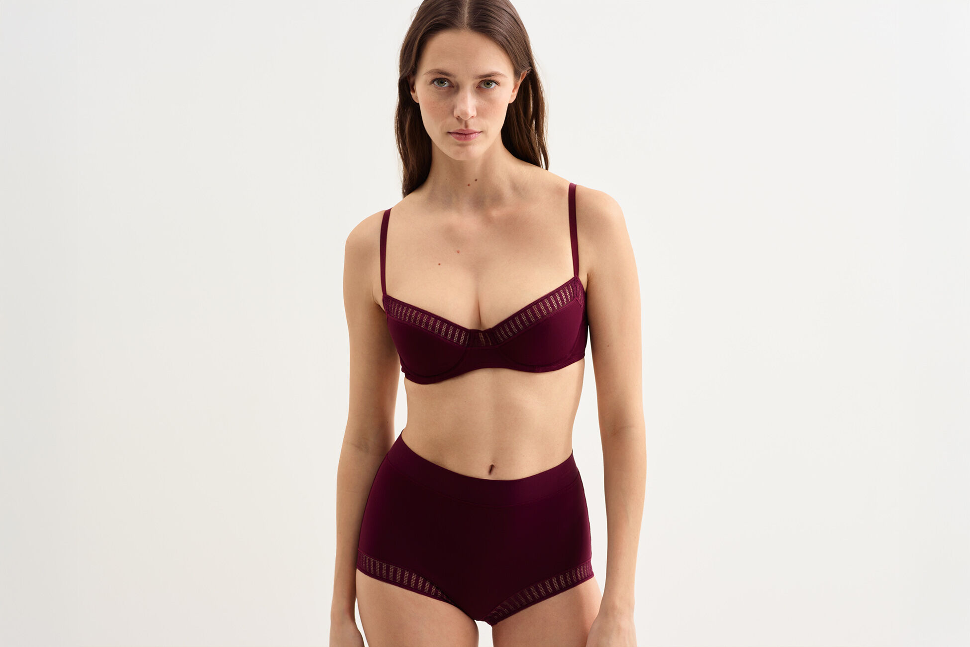 Justine graph Padded bra standard view NaN