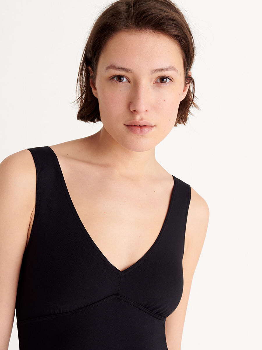 Hold up Sophisticated one-piece standard view NaN