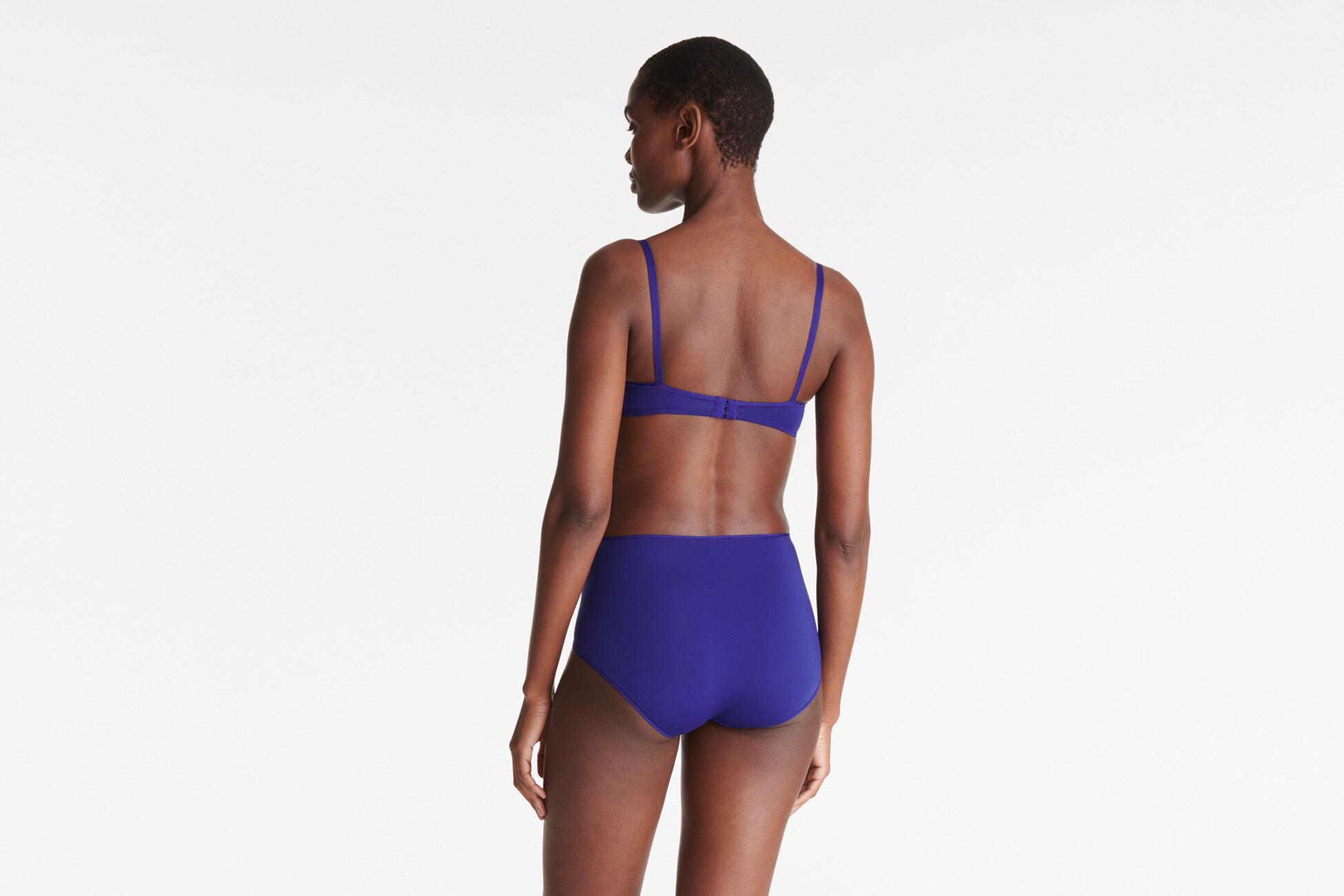 Brina soyeuse Culotte taille haute vue standard NaN